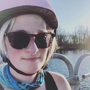 Meet your Posher, Amber gannon